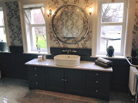 Discover our bathroom vanity units in modern and traditional designs. Custom Handmade Vanity Unit | Bathroom installation ...