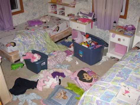 It's a messy, messy room. One messy room | This is my daughters bedroom. I need to ...