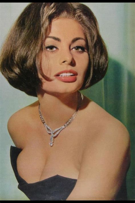 Please be on the alert for imposters and scammers on facebook and messenger, imposter emails and posts that look like they're from sophia loren. Sofia Lauren | Sophia loren, Sophia loren images, Sofia loren