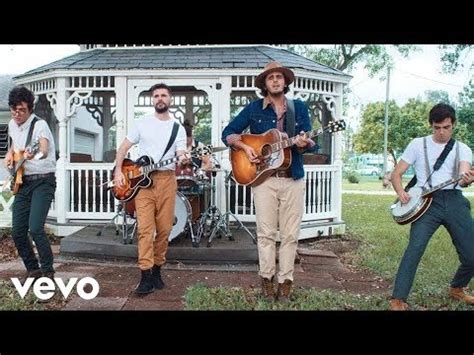 También puedes escuchar música online y descargar música mp3 sin límites. Besos en guerra - Morat | Текст и перевод песни | Слушать онлайн | Lyrsense