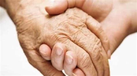 صور عن الأب والأم خلفيات للاب والام صور عن الاب والام بخلفية موضوع تعبير عن الأب والأم والمعلم | يلا نذاكر