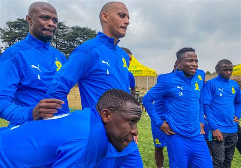 Usuthu made only one change, as mbongeni gumede returned, with lehlohonolo majoro and luvuyo memela leading the line while. First training session of the 2020/21 Season! - Mamelodi ...