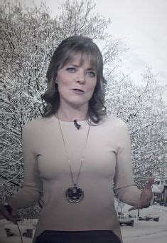 Louise lear (1967'de tracy louise barden olarak doğdu) bbc weather için sunucu olarak çalışan i̇ngiliz bir televizyon muhabiridir. Louise Lear | Tv presenters, Hottest female celebrities ...