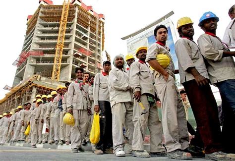 Kerajaan sedang pertimbang untuk mengeluarkan permit kerja sementara kepada pekerja asing tanpa izin yang berada di. SIP Mungkin Punca 50,000 Pekerja Bakal Diberhentikan Tahun Ini