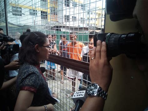 Abanca, la banca para particulares y negocios. Floodway demolition suspended anew | Manila Today