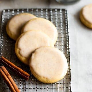 Made of a either a mashed plantain or if you are looking for a traditional holiday drink and are not a fan of eggnog, consider coquito, a coconut based 'eggnog'. Coquito Sugar Cookies (Puerto Rican Eggnog) | Sugar cookies recipe, Cutout sugar cookies, Eggnog ...