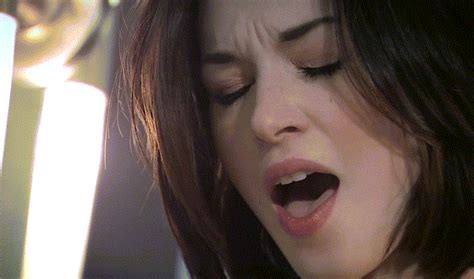 Hight quality clip rainy day blow job girlfriend fun hd. SPIFFY GIFDUMP - 20+ GREAT GIFS | Chaostrophic