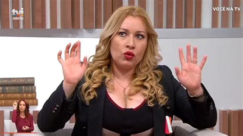 No «você na tv», a comentadora da «crónica criminal», suzana garcia, confirma a sua saída do programa. Suzana Garcia exalta-se: «Esse padrasto tem de ser colocado no lugar» | Você na TV! | TVI Player