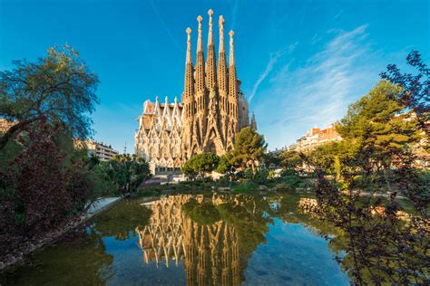 We use cookies (and similar technologies) to make our services work, to measure the performance of our services, to personalise content and ads, to provide social media. The 7 most Instagrammable spots in Barcelona - Aer Lingus Blog