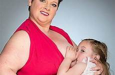 breastfeeding spink charlotte sharon breastfeed defends borstvoeding engeland moeder krijgen jarige geen breastfed
