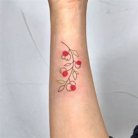 The real housewives of new york city welcomed their newest cast member, leah mcsweeney, with a bit of controversy over her tattoo collection — and now she's sharing the meaning behind all of. Pin by Leah Prescott on Tattoo Ideas | Girly tattoos, Cute ...