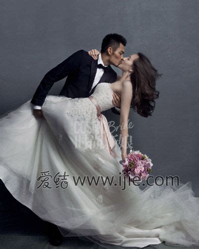 Manage your video collection and share your thoughts. 林丹老婆谢杏芳整容照,孩子照片 林丹为什么喜欢谢杏芳,婚礼视频_天涯八卦网