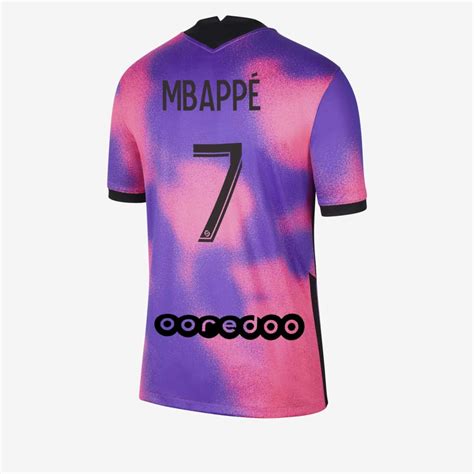 Achetez les produits officiels des meilleurs clubs et équipes de football. Le PSG et Jordan présentent le 4ème maillot de la saison ...