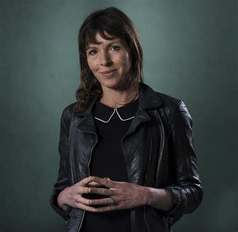 „Outline"-Autorin Rachel Cusk: Gegen männliche Ironie - WELT