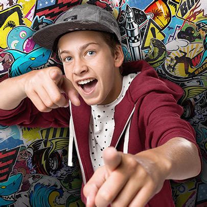 Jagger eaton is an american professional skateboarder who, as of september 2013, is a mega ramp competitor and was formerly the youngest eve. Jagger Eaton's Mega Life New TV Show 2020/2021, TV Series ...