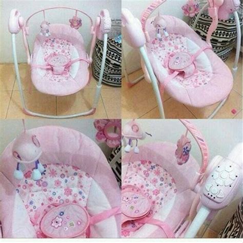 Ayunan bayi besi dengan kombinasi jala besar yang terbuat dari bahan kain tuil kombinasi katun polka yang lembut dan nyaman untuk bayi. bayi: Tempat Tidur Ayunan Bayi Otomatis
