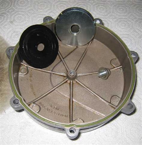 The rekluse clutch is a type of auto clutch invented by rekluse that automatically engages or the rekluse auto clutch is considered to be innovative as a result of the major advantages it offers it does not end there because, with the rekluse clutch, there is no room for engine stalling thanks to. Rekluse