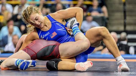 I wonder if a lot of these images were photoshopped. 53kg f, Helen Maroulis vs Whitney Conder