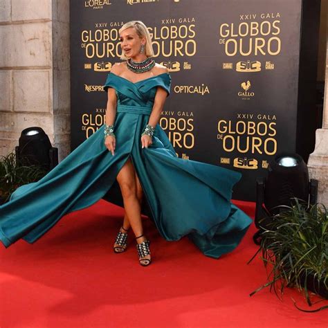 Aún no tenemos ningún álbum de este artista, pero puedes colaborar enviando álbumes de luciana abreu. Luciana Abreu vence em tribunal contra ex-maridos e fica ...
