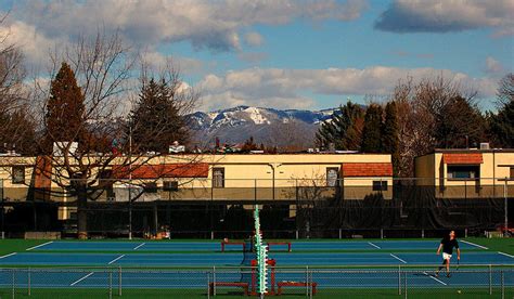 2 women b teams were in the semi. The Prettiest Tennis Facility in Every State