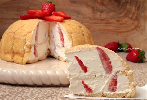 Per preparare il dolce al mascarpone e biscotti preparare la crema al mascarpone e panna montata seguendo il procedimento che trovate qui. Zuccotto alle fragole | Ricetta dolce freddo goloso