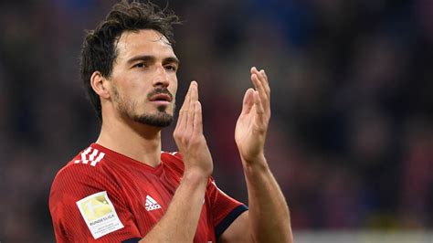 #manchester united #matts hummels #hummels. Hummels keert terug naar Dortmund | NOS