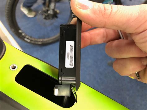 The tcu gives you an overview on your battery level (each led represents 10% of your battery charge), shows you. Specialized - Levo MJ 2019 - Facts und Erfahrungsaustausch ...