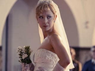 James offered her the choice of playing either of the two female leads and she chose to portray lily, citing that she connected with the character more and wanted to set her free.15 temple and. Little Birds 2020 4K Wallpaper, HD TV Series 4K Wallpapers ...