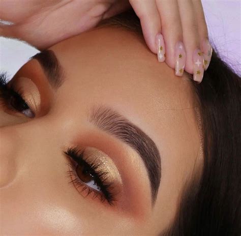 See more ideas about pink aesthetic, pastel pink aesthetic, aesthetic ▵ baddie is an aesthetic primarily associated with instagram and beauty gurus on youtube that is. Pinterest: SueThoughts #EyeMakeupProm in 2020 | Baddie ...