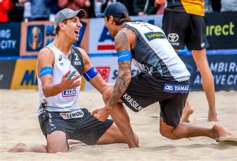 Initially, in 1993, just men competed, but the following year a separate championship was. Krasilnikov/Stoyanovsky sind Beach-Volleyball Weltmeister ...