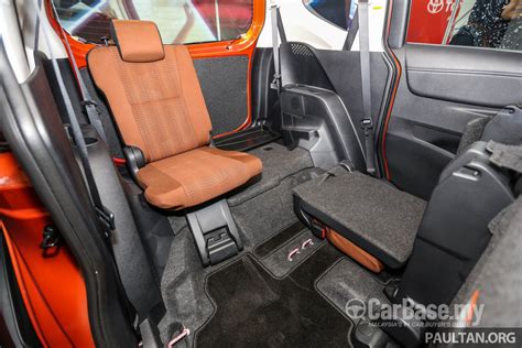 The toyota sienta comes in 1.5 v and 1.5 g. Toyota Sienta NHP170 (2016) Interior Image #32259 in ...