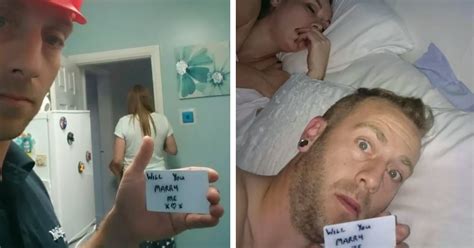 Secret in bed with my boss. Guy Hides Marriage Proposal In Every Photo With His ...