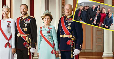 .å være radikalisert, har rettet drapstrusler mot både den svenske og danske kongefamilien. Det nye bildet av kongefamilien på Svalbard får det norske ...