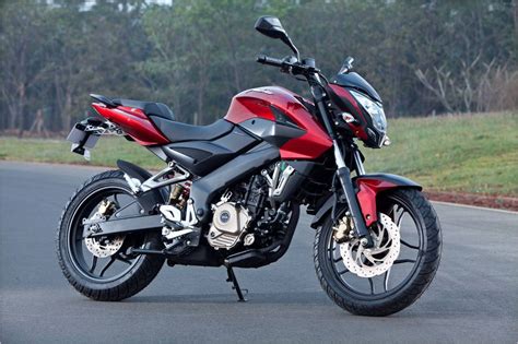 Every pulsar is born for thrill. GET inn...: NEW Pulsar 2012 200 NS KTM , price and features