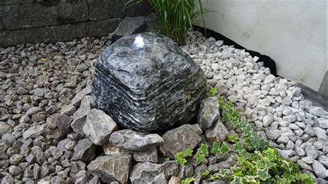 Dekosteine garten lassen den garten natürlicher vorkommen. PE BECKEN MIT GFK DECKEL FÜR QUELLSTEINE FINDLINGE BRUNNEN ...