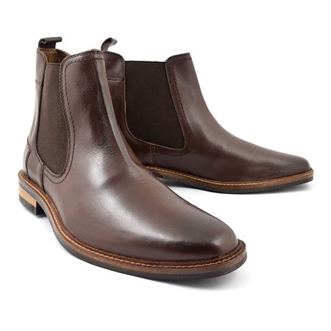 Quality pebbled leather exterior with leather lining and comfortable padded insoles. Shop Mens Dark Brown Chelsea Boots | Gucinari Design