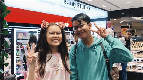 Nur aisyah mohd razip, known online as cupcake aisyah is a malaysian youtuber. VLOG : I met Cupcake Aisyah again!! - YouTube