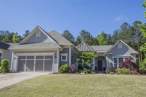 Convenient to restaurants and shopping. Immaculate home in Del Webb at Lake Oconee! Just Listed by ...