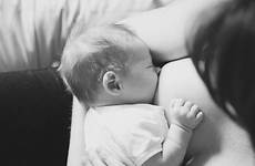breastfeeding baby mothers lactation