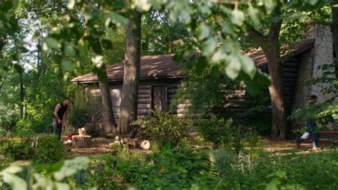 Kishauwau cabins sits a 2 hour drive south west of chicago, illinois. Filming Locations of Chicago and Los Angeles: Chicago Fire ...