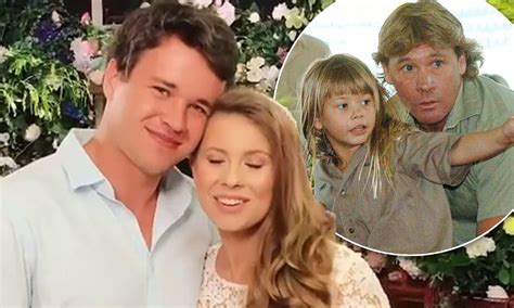 Every time we get an ultrasound she's incredibly energetic and always moving around. Bindi Irwin 2020 / Bindi Irwin Shares First Baby Bump ...