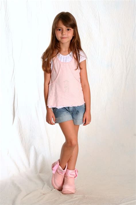 Brazilian junior models image collection. Wearelittlestars Pictures Free Download Picture to Pin on ...