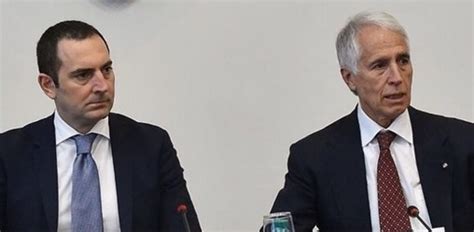 Spadafora è una nobile famiglia siciliana, le cui prime tracce certificate risalgono al 1230. Calcio. Il Ministro Spadafora: "I dilettanti avranno un ...