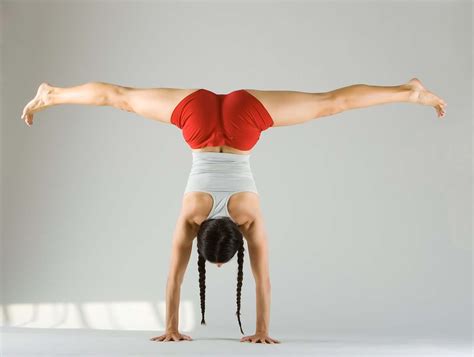 Leap:jump drill for core control and hip power. Yoga Handstand in Straddle Split Adho Mukha Vrksasana - YOGAthletica