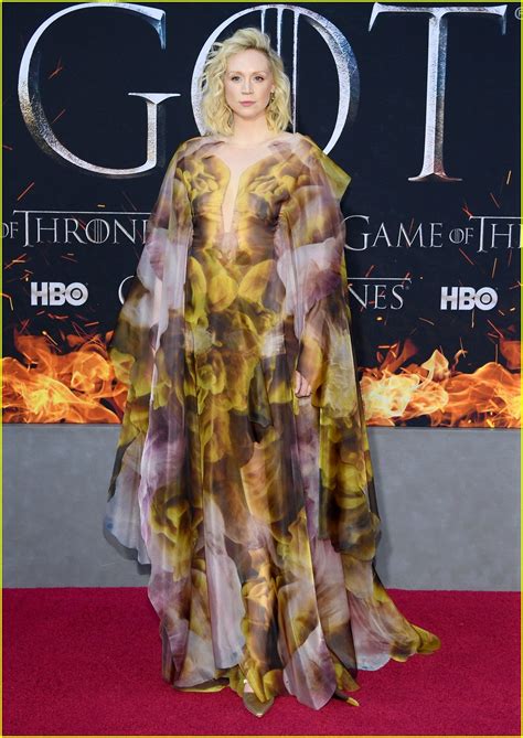 Natalie dormer was showing off why she's perfect for game of thrones as she posed with johnathan pryce. Emilia Clarke, Gwendoline Christie & Natalie Dormer Get ...