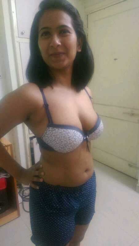 Live vcs tante sange tembem. birahi tante on Twitter: "gimana body tante ita , masih ...