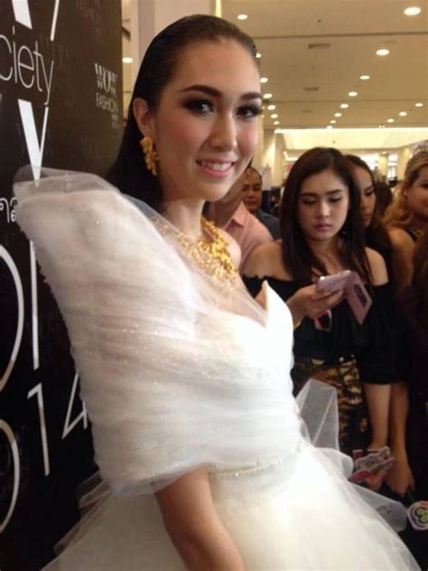 เรารักแอลลี่ พิมบงกช จันทร์แก้ว we love alli pimbongkod chankaew! แอลลี่ พิมบงกช จันทร์แก้ว Miss Universe thailand 2014 สวย ...