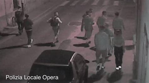 924,383 likes · 1,154 talking about this. Auto vandalizzate da settimane: fermata la baby gang di ...