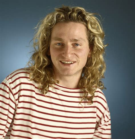 April 1964 in baarn, utrecht, niederlande) ist ein niederländischer schauspieler. Spijkerhoek (1989-1993)