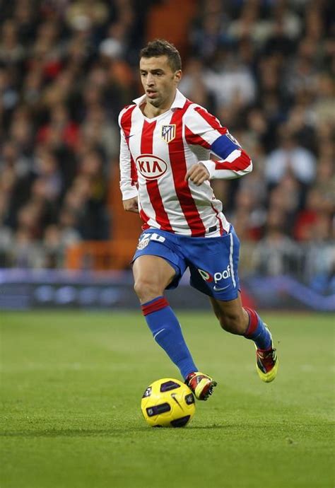 Simão former footballer from portugal left winger last club: Simão Sabrosa - Atlético de Madrid - Espanha